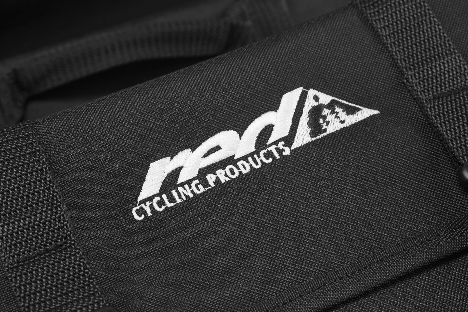 Red Cycling Products Travel Double Bag Sacoche vélo, noir 4 Red Cycling Products Travel Double Bag Sacoche vélo, noir – Image 4