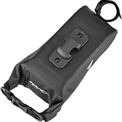 Red Cycling Products Water Resistant Triangle Sacoche de selle, noir 7 Red Cycling Products Water Resistant Triangle Sacoche de selle, noir -Sacoches Velo Boutique red cycling products water resistant triangle saddle bag satteltasche s black 3