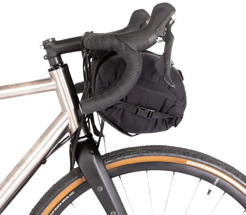 Restrap Bar Bag Étui Avec un sac étanche de 14l et une pochette pour la nourriture de 1,5l, noir 4 Restrap Bar Bag Étui Avec un sac étanche de 14l et une pochette pour la nourriture de 1,5l, noir – Image 4